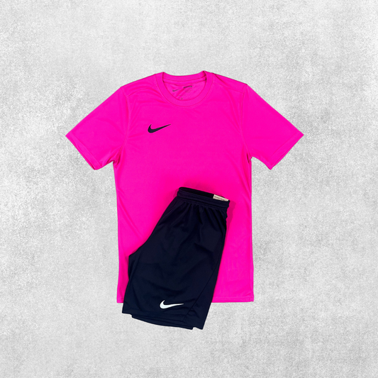 Nike - Pink Tee/Black Shorts - Dri Fit Set